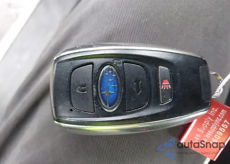 2019 Subaru Ascent Premium z USA, uszkodzony, nr VIN 4S4WMAHD7K3450463